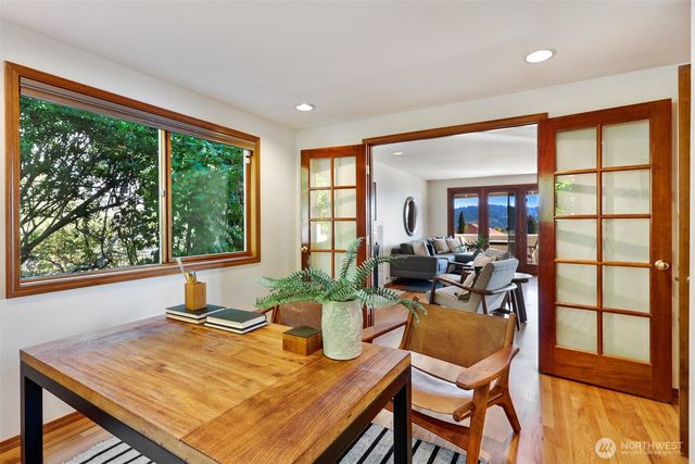 13025 42nd Avenue NE, Seattle, WA 98125