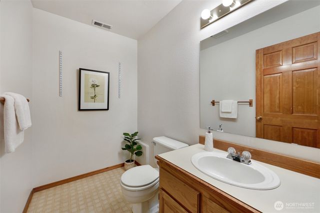13025 42nd Avenue NE, Seattle, WA 98125