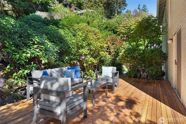 13025 42nd Avenue NE, Seattle, WA 98125