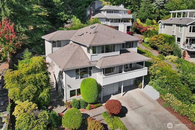 13025 42nd Avenue NE, Seattle, WA 98125