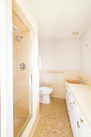 5621 Interlachen Circle, Edina, MN 55436