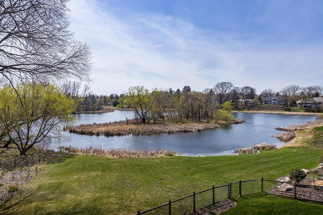 5621 Interlachen Circle, Edina, MN 55436