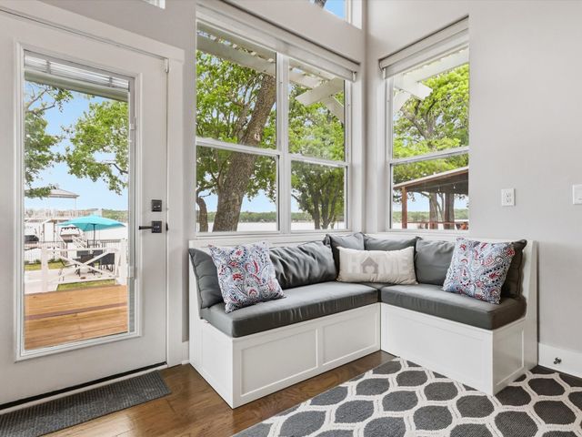 1913 E Lake Drive, Weatherford, TX 76087