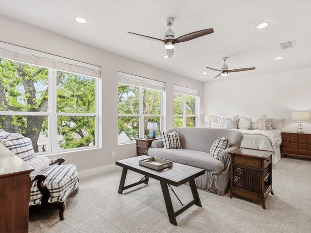 1913 E Lake Drive, Weatherford, TX 76087