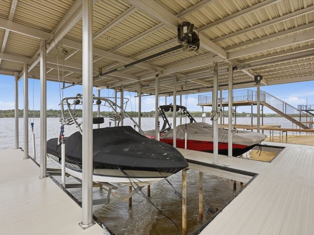 1913 E Lake Drive, Weatherford, TX 76087