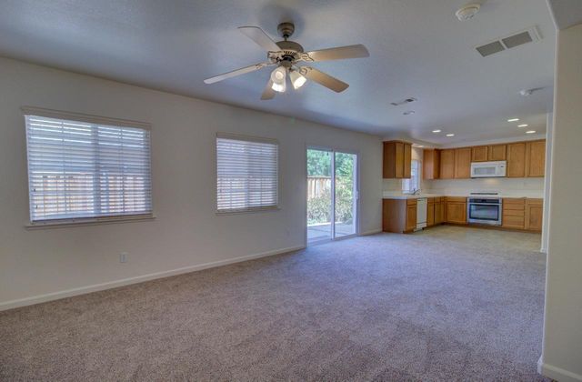 10845 Peony Place Dr, Stockton, CA 95209