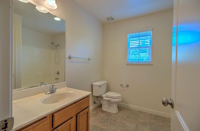 10845 Peony Place Dr, Stockton, CA 95209