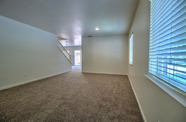 10845 Peony Place Dr, Stockton, CA 95209