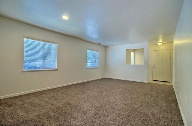 10845 Peony Place Dr, Stockton, CA 95209