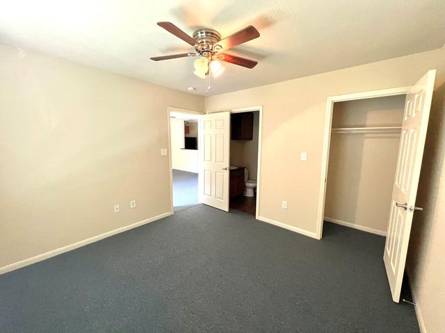 2508 S Houston Avenue D, Humble, TX 77396