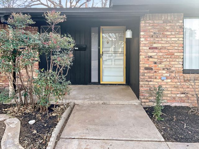 3827 52nd Street, Lubbock, TX 79413