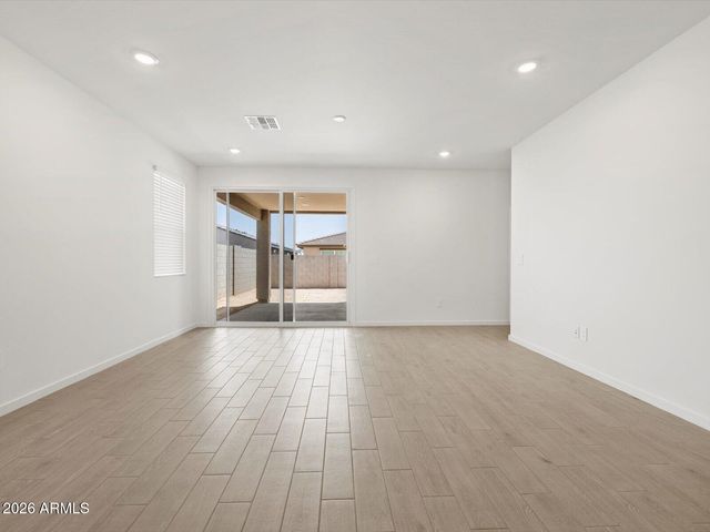 24646 W GROVE Street, Buckeye, AZ 85326