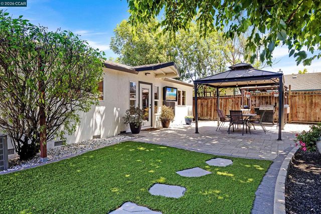 1730 Elm Rd, Concord, CA 94519