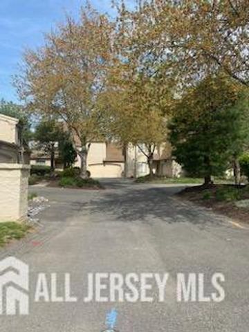 89 Gate house Lane, Edison, NJ 08820