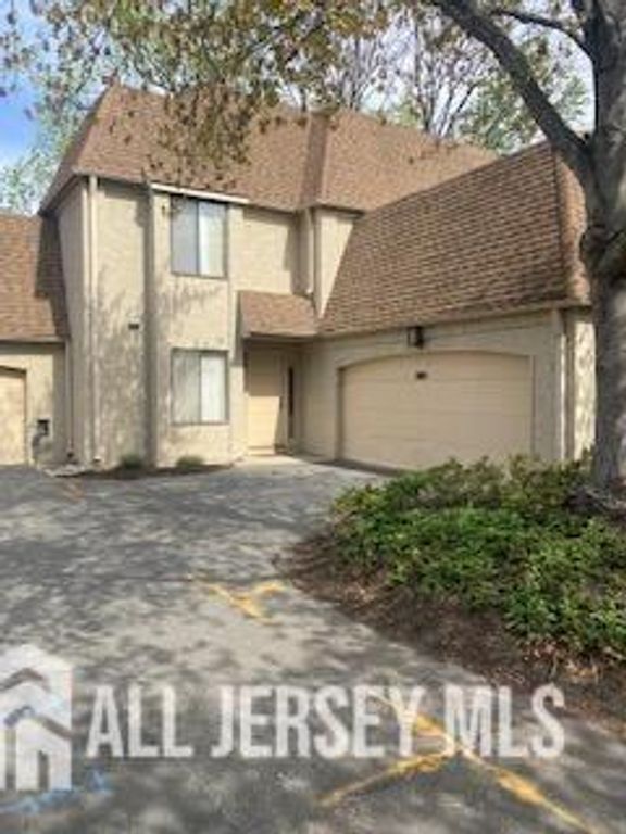 89 Gate house Lane, Edison, NJ 08820