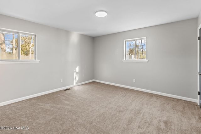 214 Kerry Court, Jacksonville, NC 28546