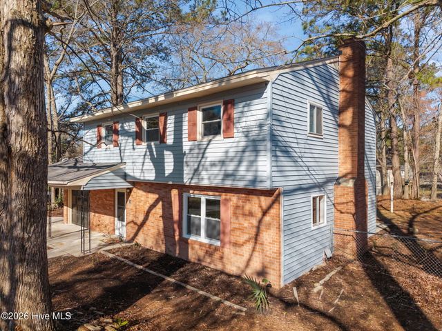 214 Kerry Court, Jacksonville, NC 28546