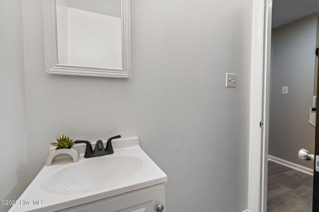 214 Kerry Court, Jacksonville, NC 28546