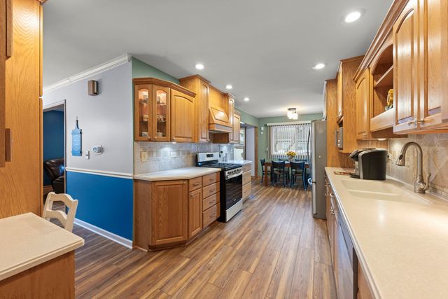 Address unavailable.