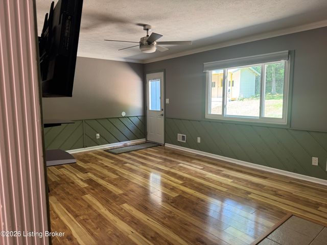 5319 Brookswood Rd, Crestwood, KY 40014