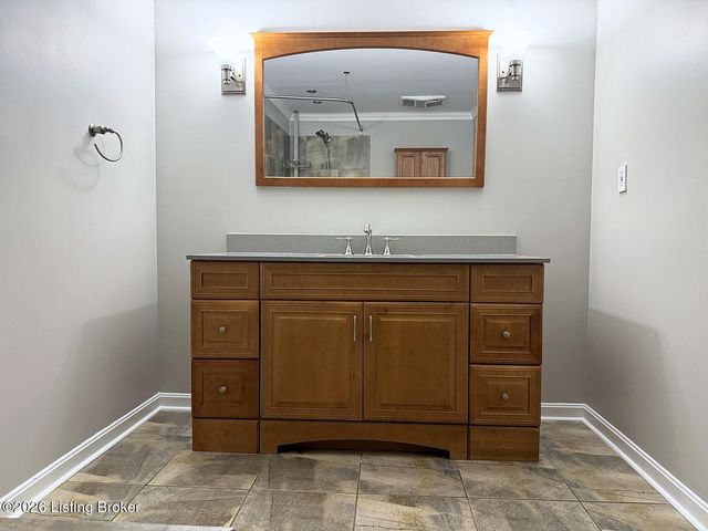 5319 Brookswood Rd, Crestwood, KY 40014