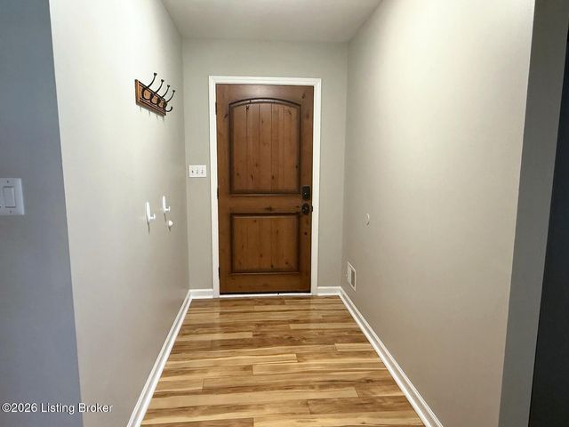 5319 Brookswood Rd, Crestwood, KY 40014