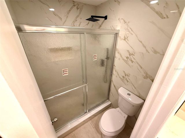 9026 DIXIANA VILLA CIR, Tampa, FL 33635