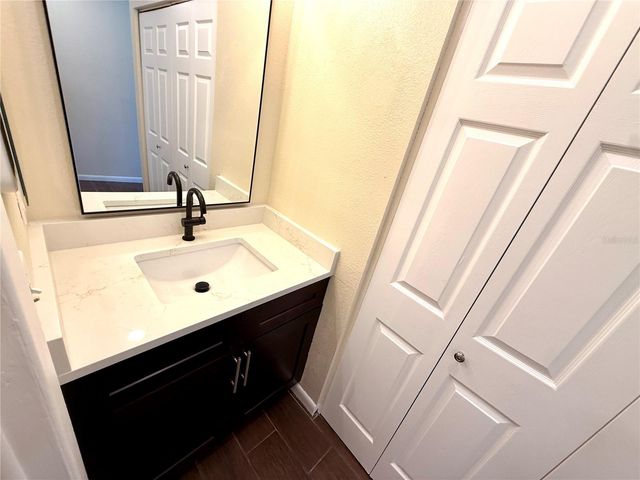 9026 DIXIANA VILLA CIR, Tampa, FL 33635