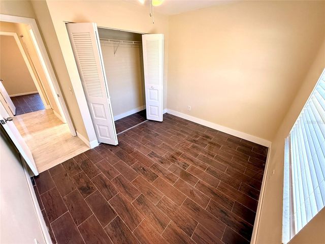 9026 DIXIANA VILLA CIR, Tampa, FL 33635