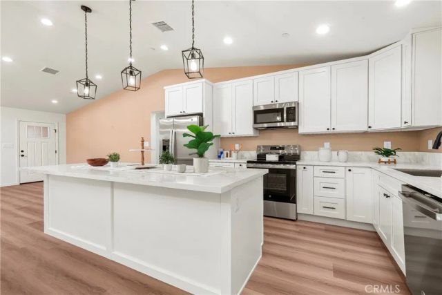 8225 Peach Avenue, California City, CA 93505