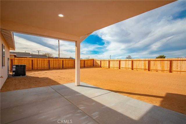 8225 Peach Avenue, California City, CA 93505