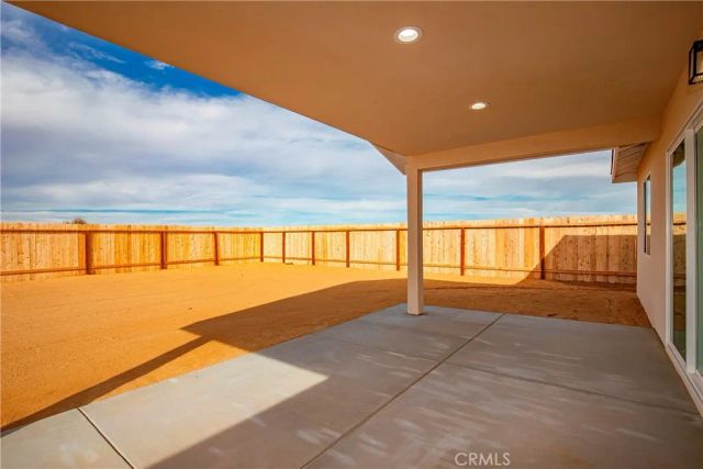 8225 Peach Avenue, California City, CA 93505