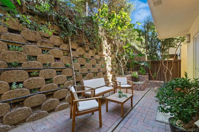 8336 Summit Way, San Diego, CA 92108