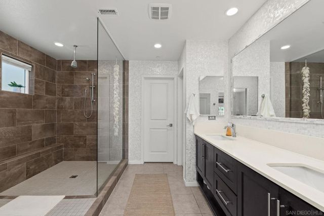 8336 Summit Way, San Diego, CA 92108