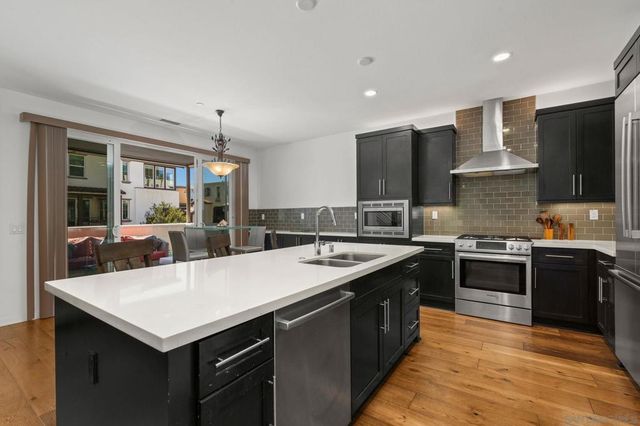 8336 Summit Way, San Diego, CA 92108