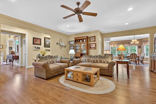 374 Hidden Creek Circle, Spartanburg, SC 29306