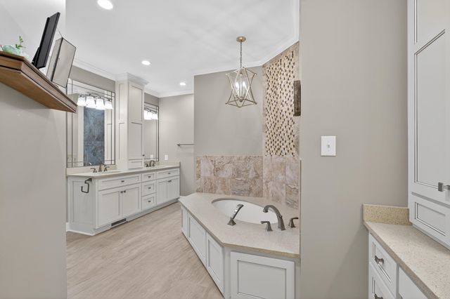 374 Hidden Creek Circle, Spartanburg, SC 29306