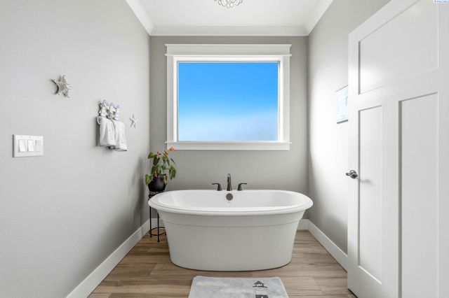 3006 N Bermuda Rd, Kennewick, WA 99338