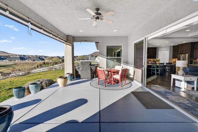 3006 N Bermuda Rd, Kennewick, WA 99338