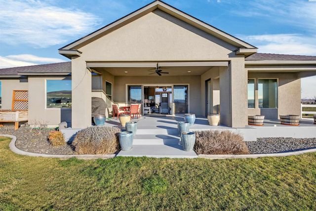 3006 N Bermuda Rd, Kennewick, WA 99338