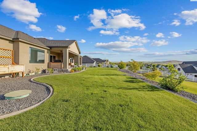 3006 N Bermuda Rd, Kennewick, WA 99338