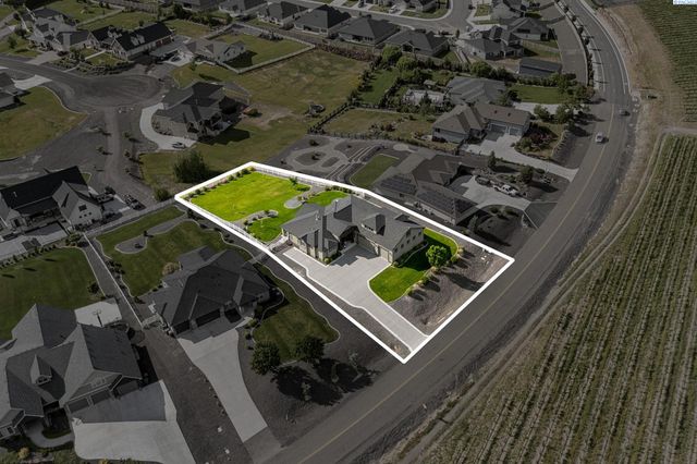 3006 N Bermuda Rd, Kennewick, WA 99338