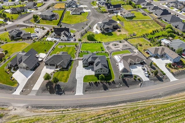 3006 N Bermuda Rd, Kennewick, WA 99338