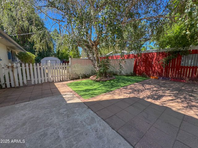 1707 N FORT VALLEY Road, Flagstaff, AZ 86001