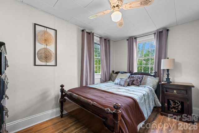304 Garrou Avenue SE, Valdese, NC 28690