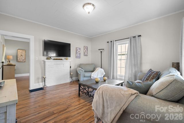304 Garrou Avenue SE, Valdese, NC 28690