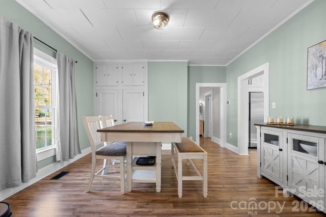 304 Garrou Avenue SE, Valdese, NC 28690