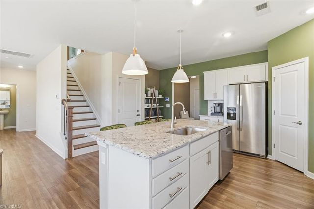 4217 Barrow Farm Road, Kernersville, NC 27284