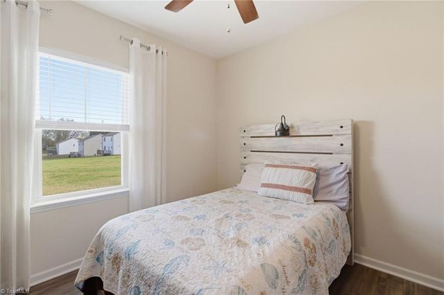 4217 Barrow Farm Road, Kernersville, NC 27284