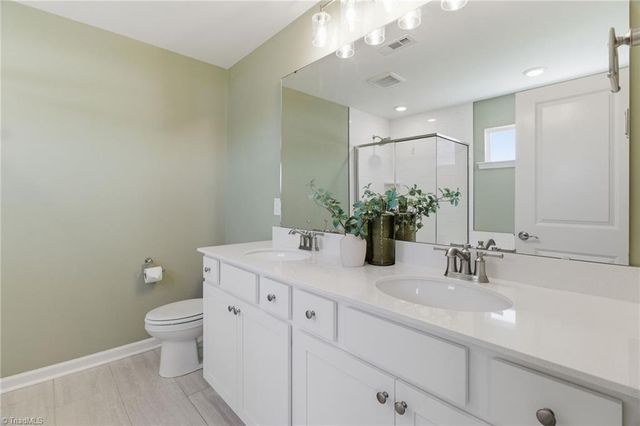 4217 Barrow Farm Road, Kernersville, NC 27284